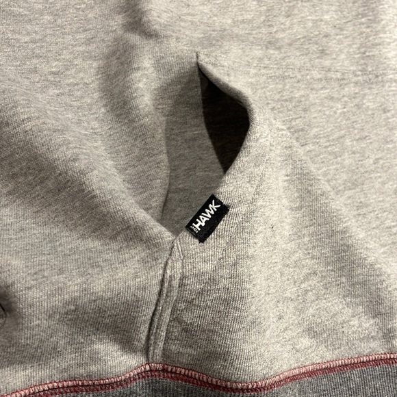 Tony Hawk small gray crew neck. - Picture 6 of 9